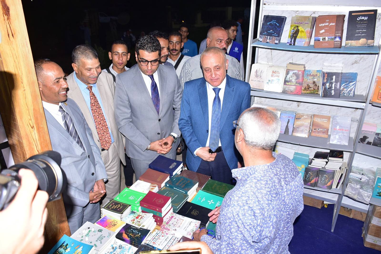 المعرض الرابع للكتاب بمشاركة 15 دار نشر من حول مصر المعرض الرابع للكتاب بمشاركة 15 دار نشر من حول مصر