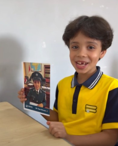 تفاعل طلاب المدرسة