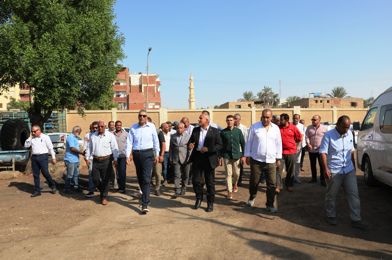 جولة محافظ أسوان جولة محافظ أسوان