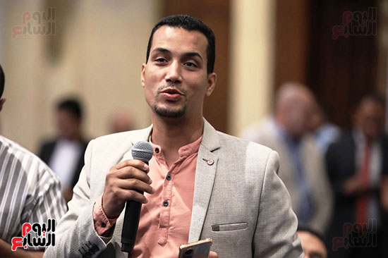 الزميل الصحفى سيد الخلفاوى خلال المؤتمر