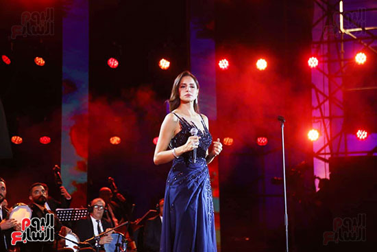 أمال ماهر تطرب جمهور المسيقى العربية