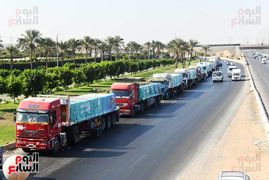 قافله التحالف ال 12 تصطف استعدادا للتحرك الي غرة قافله التحالف ال 12 تصطف استعدادا للتحرك الي غرة