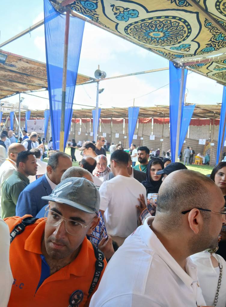 توافد الأعضاء توافد الأعضاء