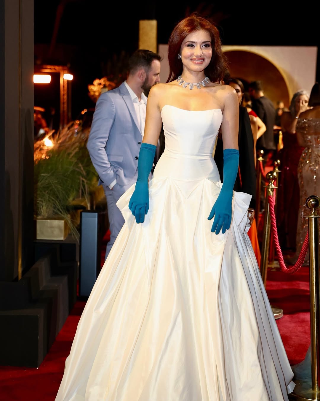 جيهان الشماشرجي بإطلالات راقية في مهرجان الجونة السينمائى  (4)