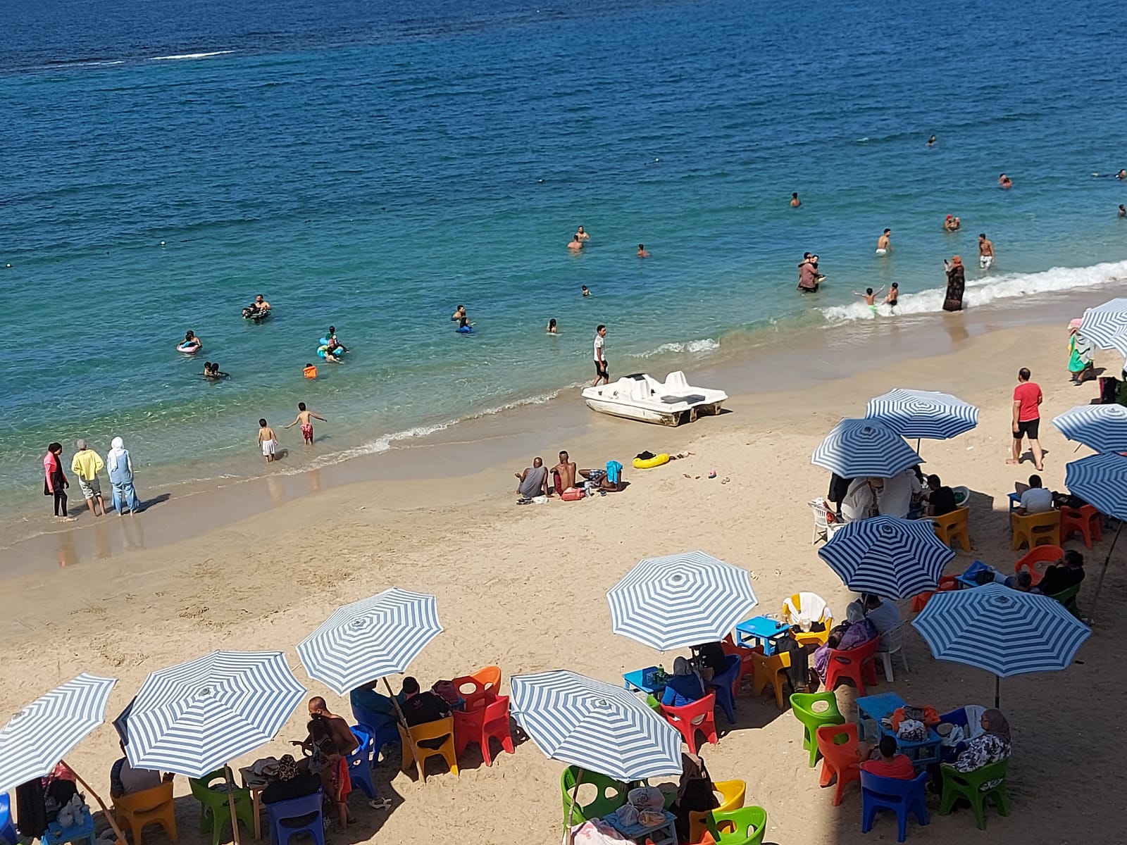 الهدوء على الشواطئ الهدوء على الشواطئ