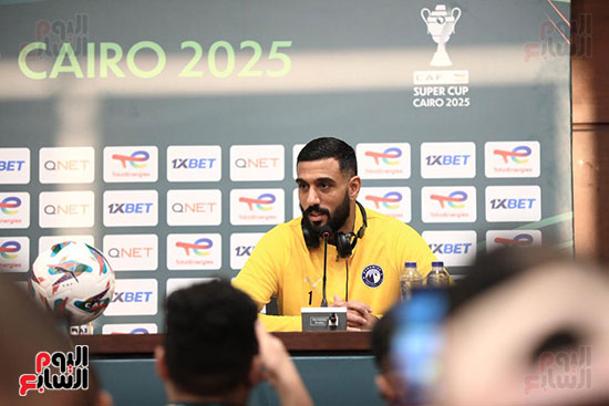 أحمد الشناوي حارس مرمي بيراميدز