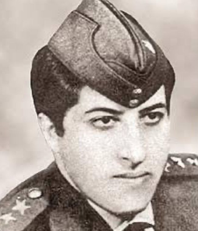 11369485-6cd4-421d-843a-7a7c02b15765