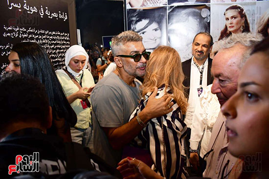 افتتاح معرض يسرا بمهرجان الجونة السينمائي افتتاح معرض يسرا بمهرجان الجونة السينمائي