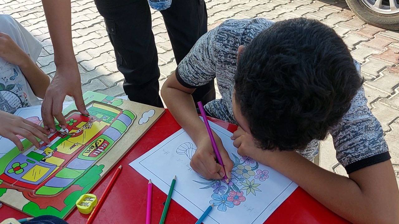 ورش رسم وتلوين لدعم الأطفال بالمدارس فى الأقصر