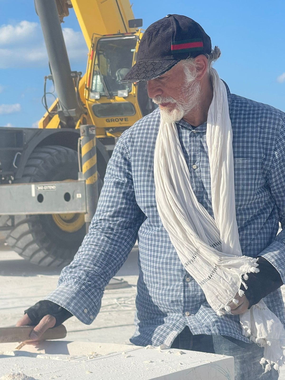 مشاركة منانين دوليين في سمبزيوم مصر الدولي بالعلمين مشاركة منانين دوليين في سمبزيوم مصر الدولي بالعلمين