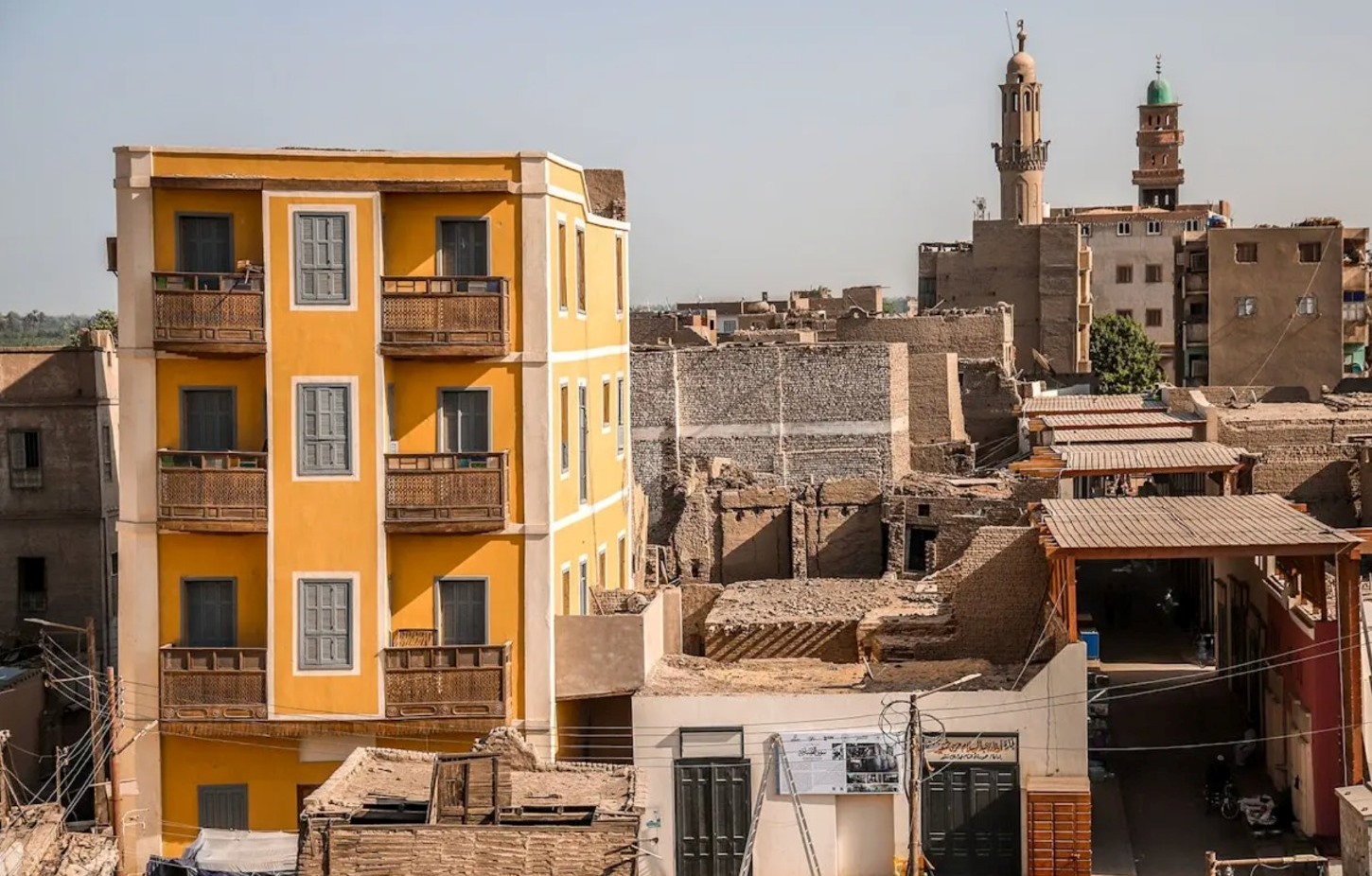 تطوير المنازل القديمة والتراثية برعاية مشروع تطوير إسنا التاريخية تطوير المنازل القديمة والتراثية برعاية مشروع تطوير إسنا التاريخية