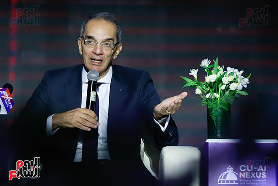 الدكتور عمرو طلعت الدكتور عمرو طلعت