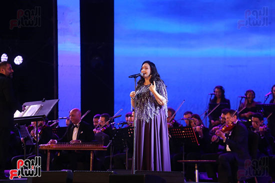 أيات فاروق خلال الحفل (2)