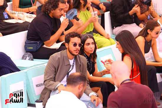 نور النبوي بين الحضور نور النبوي بين الحضور