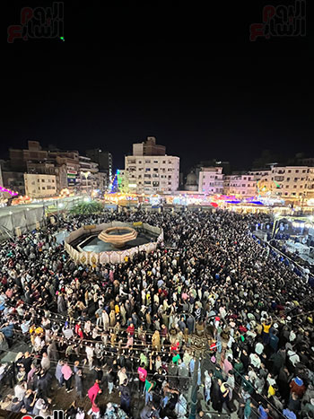 جانب من الاحتفال جانب من الاحتفال