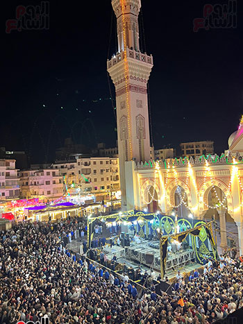 حفل ختام مولد السيد البدوى بحضور آلاف المريدين حفل ختام مولد السيد البدوى بحضور آلاف المريدين