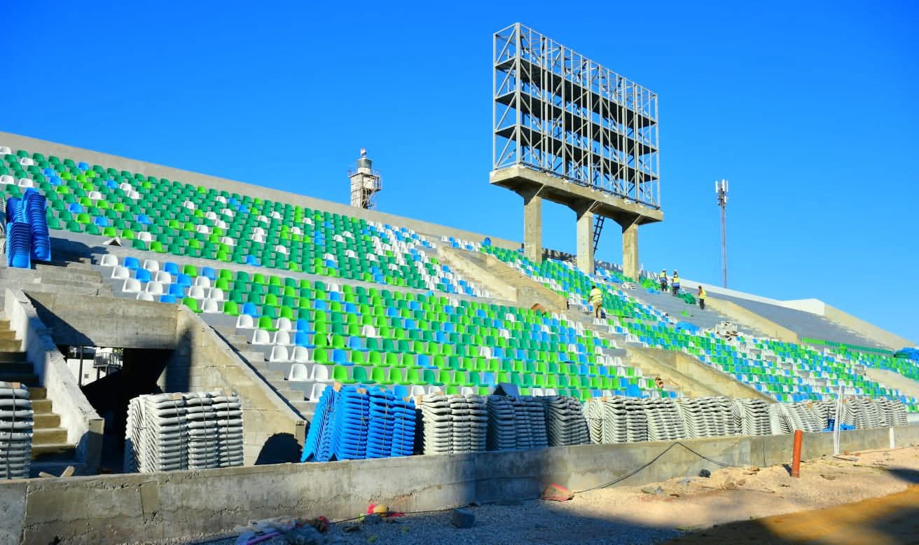 الكراسي قي المدرجات