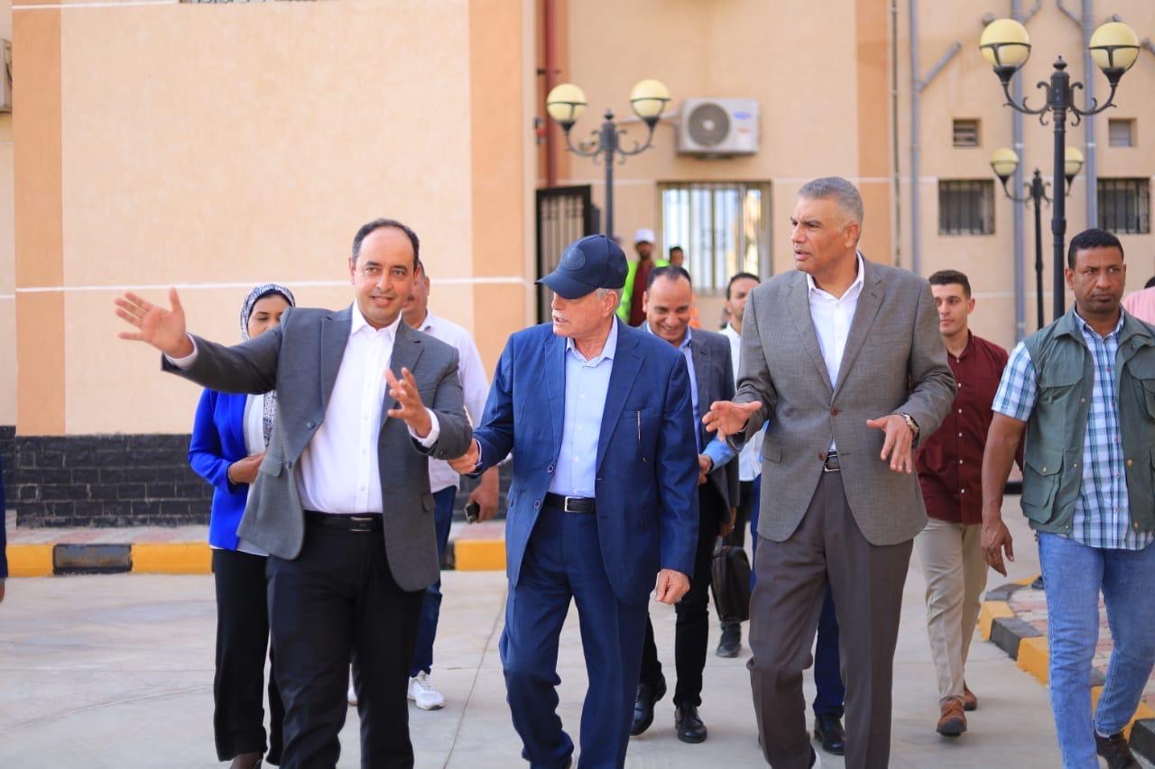 مستشار رئيس الجمهورية للتنمية المحلية ومحافظ أسوان ومدير صندوق مكافحة الإدمان