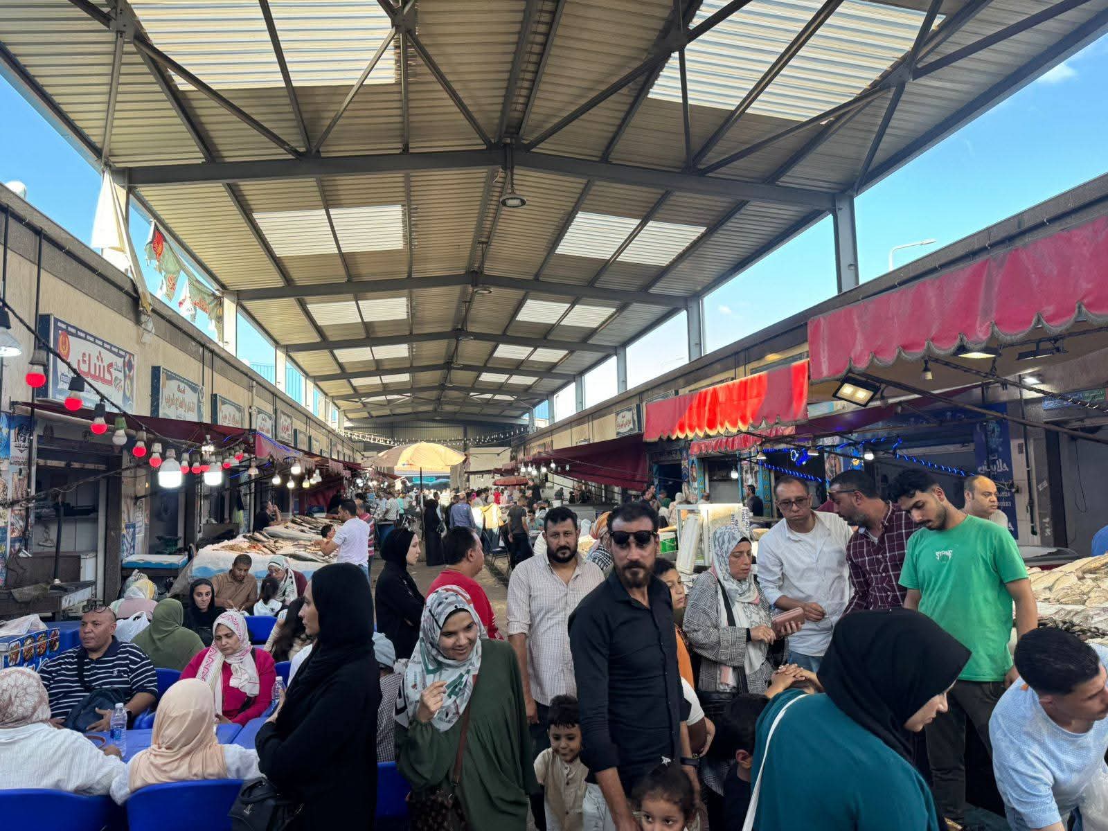 تزاحم في السوق تزاحم في السوق