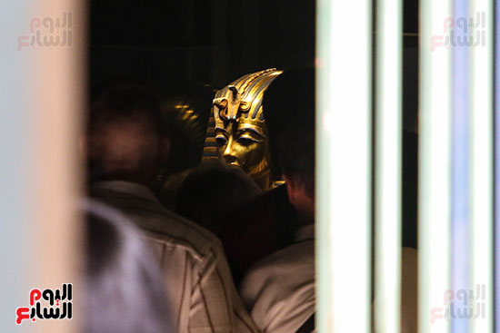 اليوم الاخير لعرض قناع الملك توت