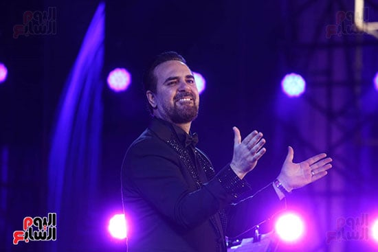 جسار يتفاعل مع الجمهور