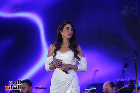 المطربة منار سمير المطربة منار سمير
