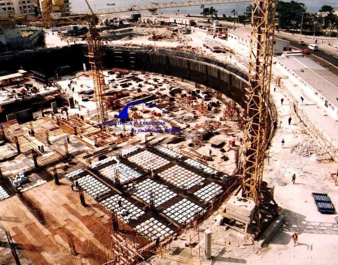 أثناء وضع الاساسات أثناء وضع الاساسات