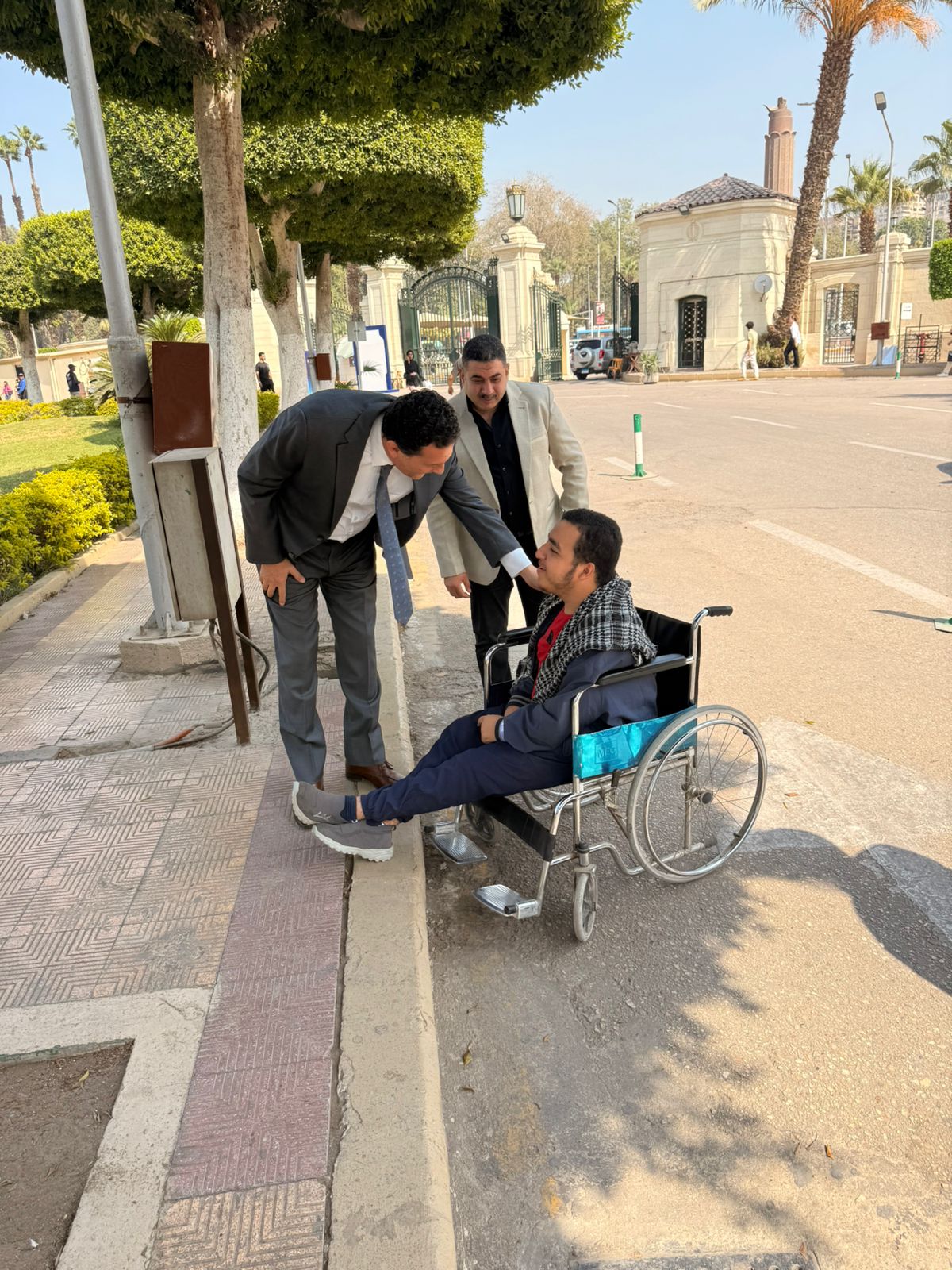 تأمين دخول وخروج المشاركين تأمين دخول وخروج المشاركين