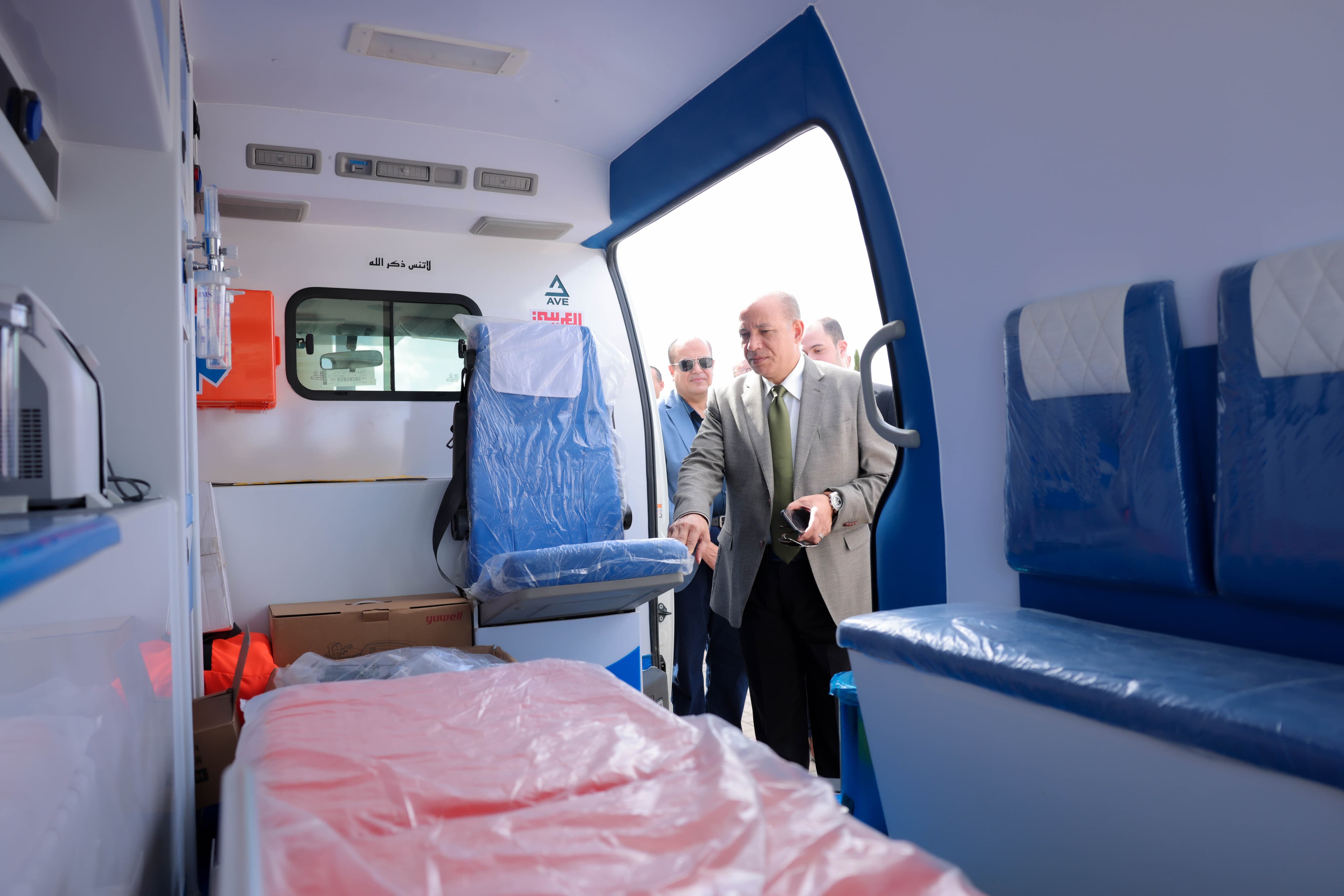 تفقد سيارة الاسعاف تفقد سيارة الاسعاف