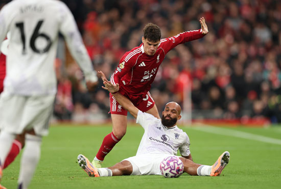 مبارايات الدورى الإنجليزى ليفربول ومانشيستر يونايتد مبارايات الدورى الإنجليزى ليفربول ومانشيستر يونايتد