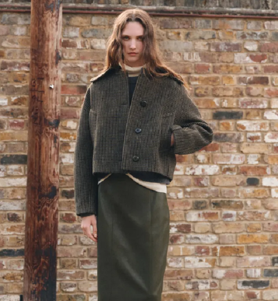 جاكت قصير من الكتان