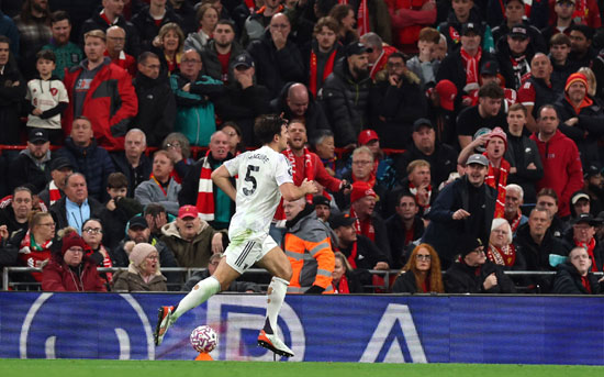 مباراة الدورى الإنجليزى بين ليفربول ومانشستر يونايتد مباراة الدورى الإنجليزى بين ليفربول ومانشستر يونايتد