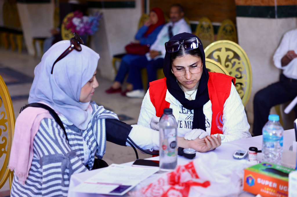 إقبال كثيف من المحامين على الكشف الطبي المجاني (3)