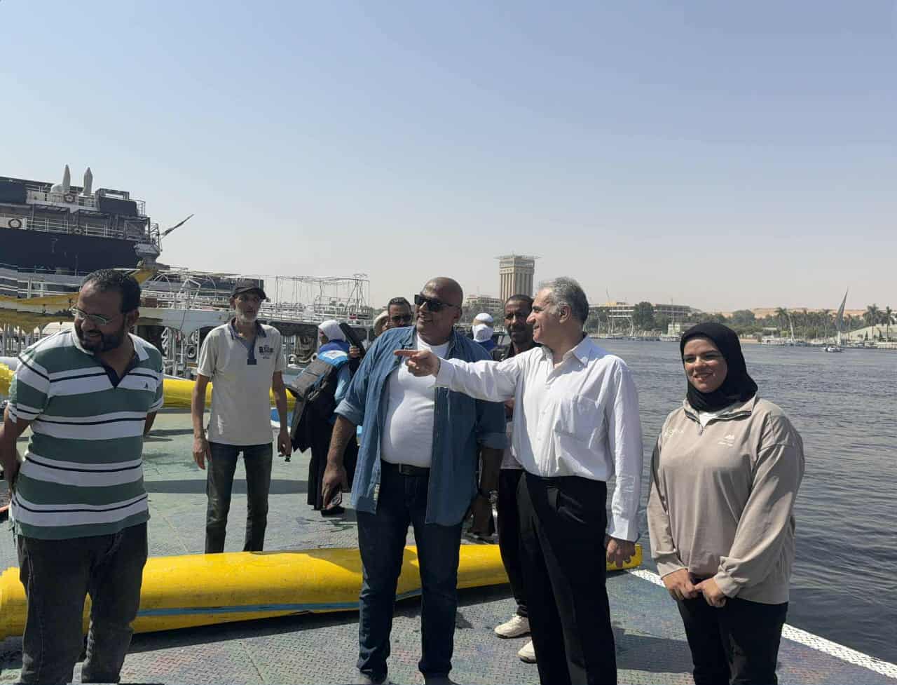 جانب من الزيارة جانب من الزيارة