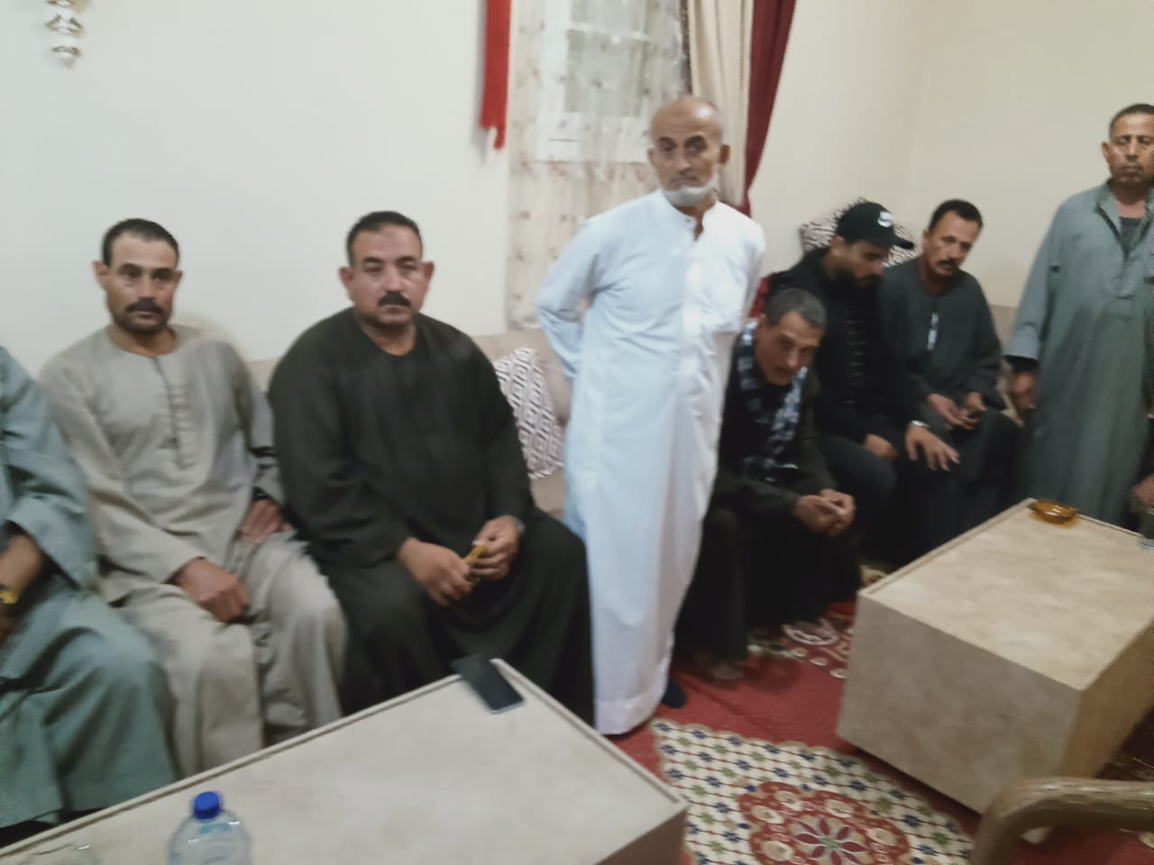 أقارب الشاب