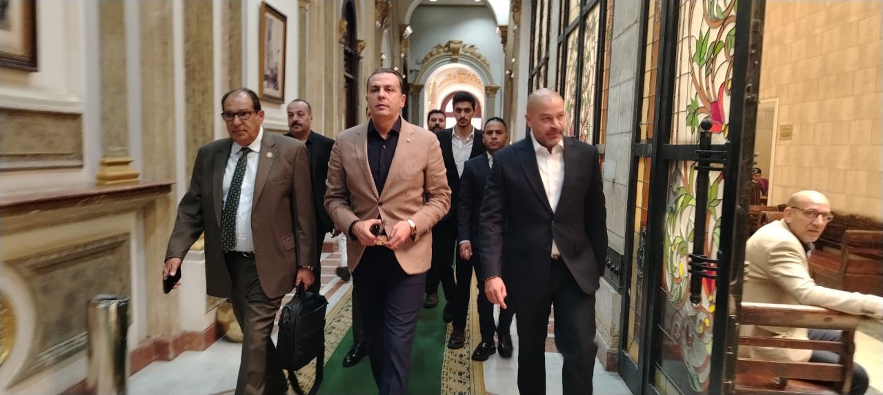 توافد أعضاء مجلس الشيوخ لحضور الجلسة  (2)