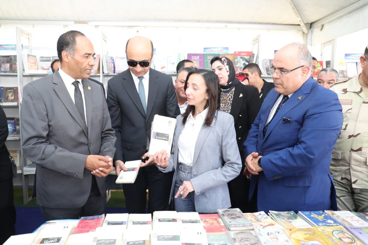 جانب من المعرض