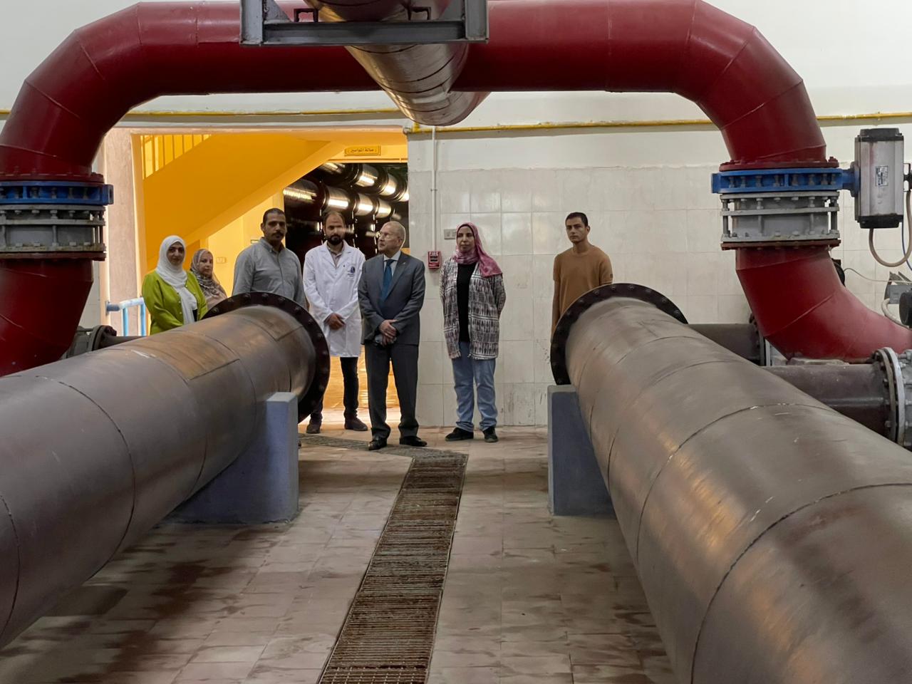 المحطة من الداخل