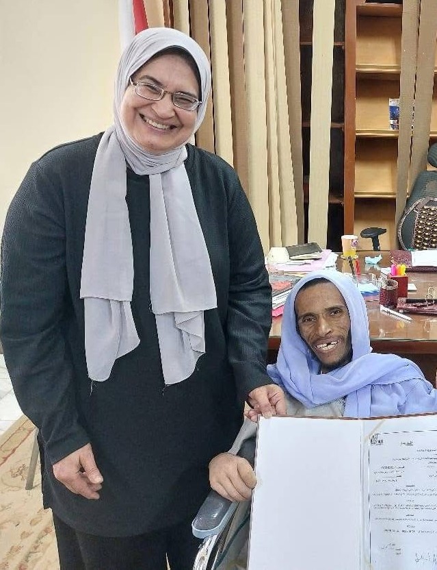 عقد عمل عقد عمل