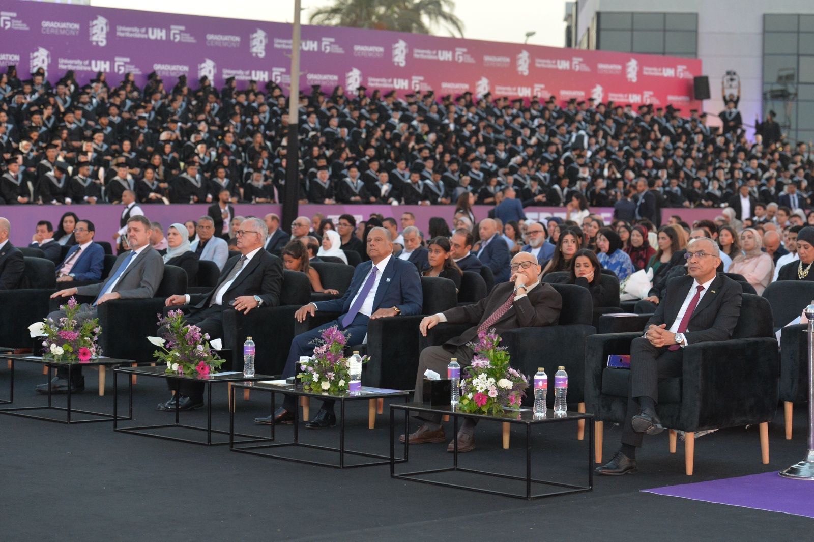 جامعة هارتفوردشاير البريطانية بالعاصمة الإدارية تحتفل بتخريج الدفعة الثالثة من طلابها