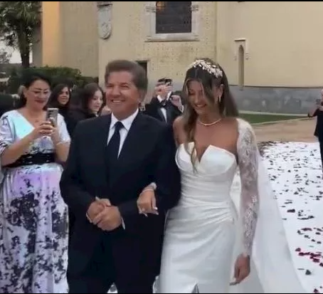 وليد توفيق مع ابنته 1