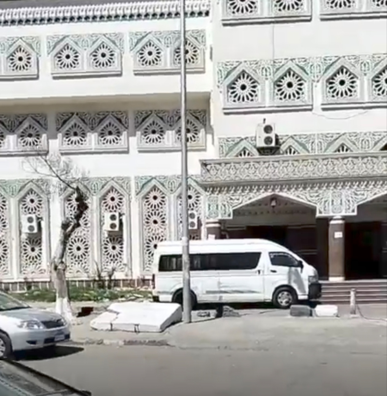 المسجد بالاسناعيلية المسجد بالاسناعيلية