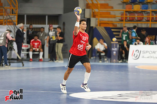  فريق رجال كرة اليد بالنادى الأهلى أمام نظيره ماجدبيرج الألماني (2)