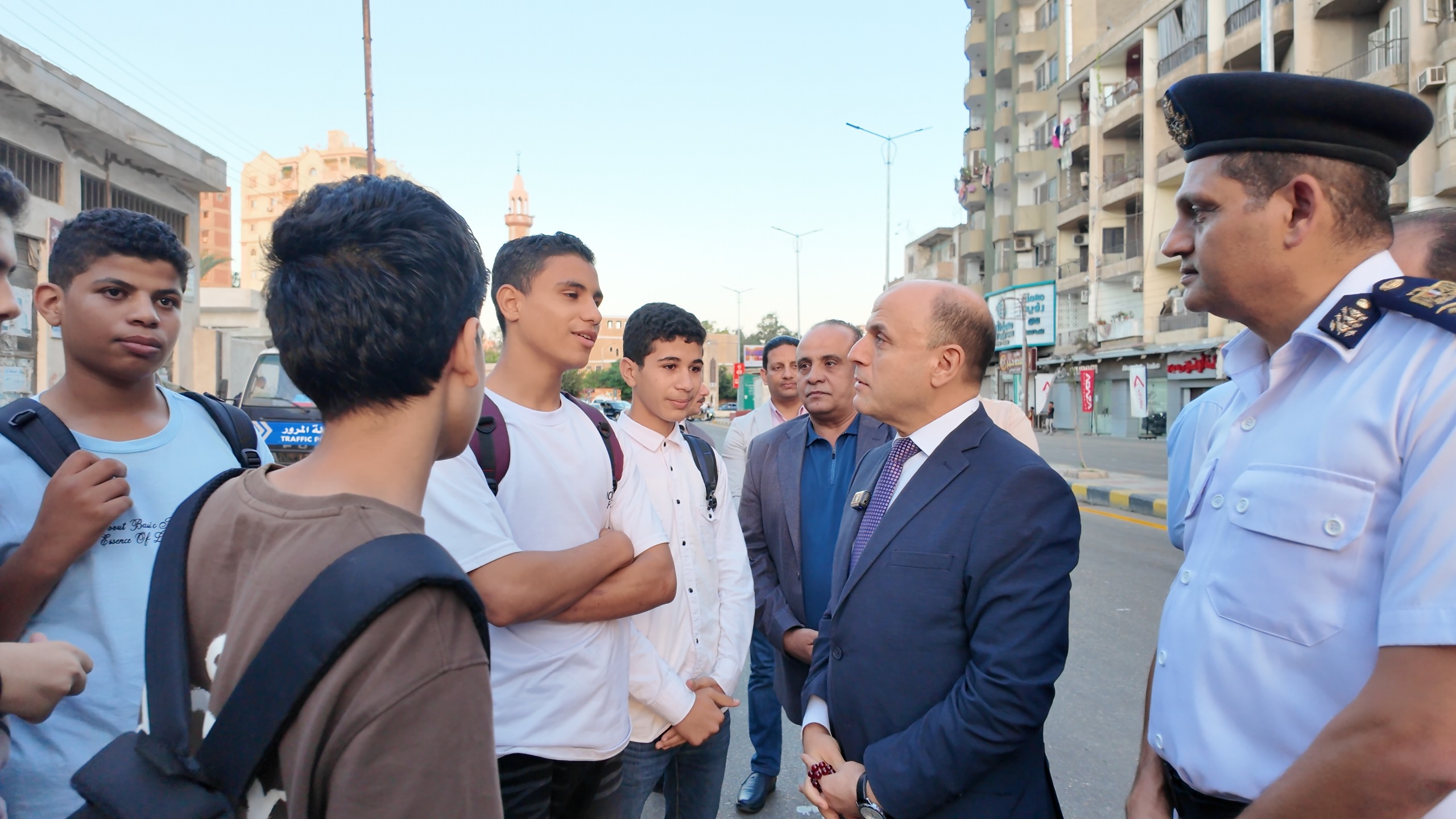 محافظ كفر الشيخ يحاور الطلاب محافظ كفر الشيخ يحاور الطلاب