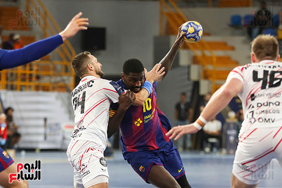  فيزبريم المجري وبرشلونة  (23)