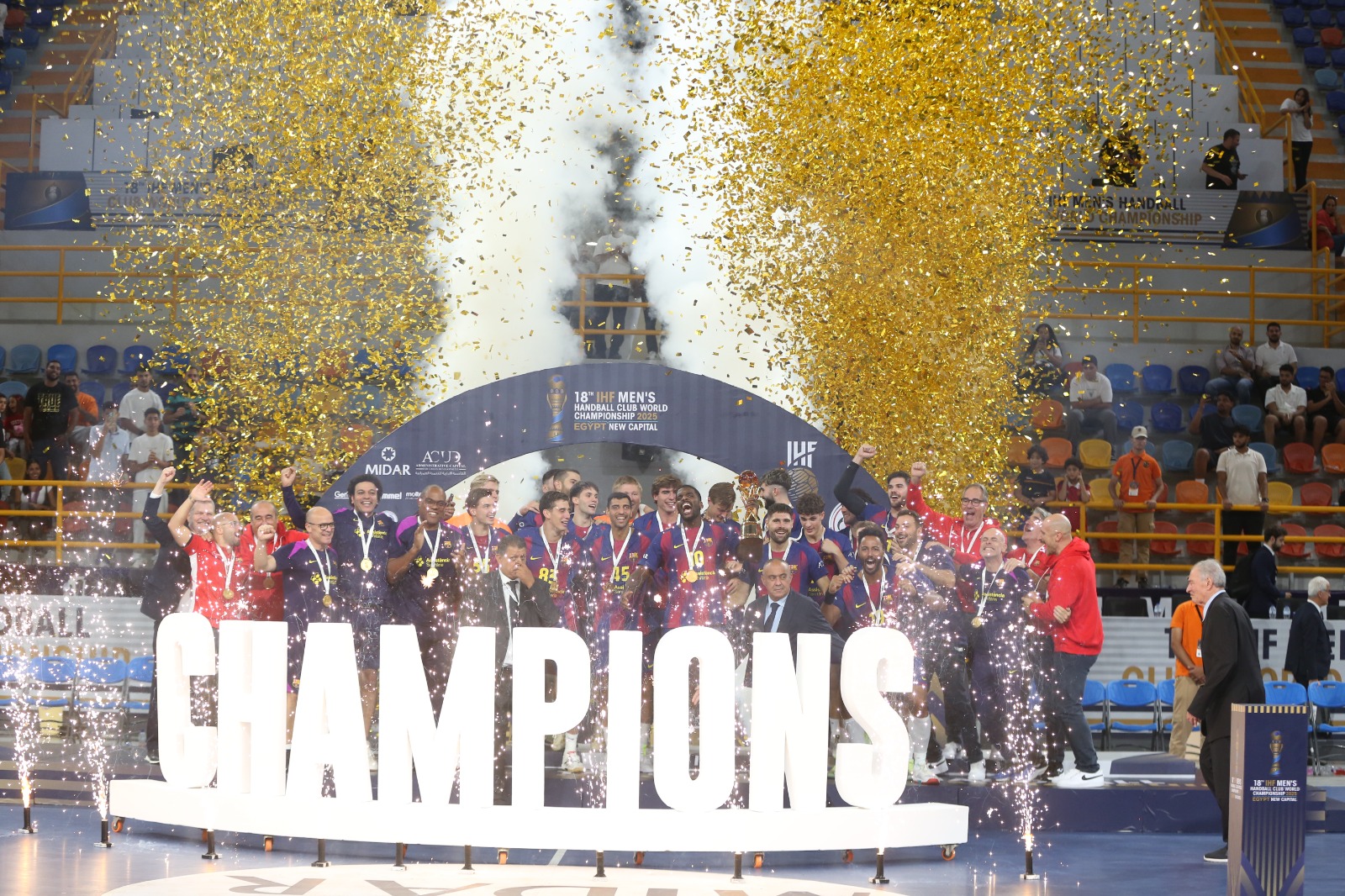 برشلونة يتوج ببطولة العالم لأندية اليد (8)