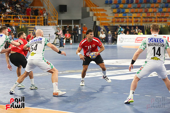  فريق رجال كرة اليد بالنادى الأهلى أمام نظيره ماجدبيرج الألماني (4)