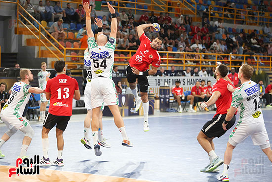  فريق رجال كرة اليد بالنادى الأهلى أمام نظيره ماجدبيرج الألماني (5)