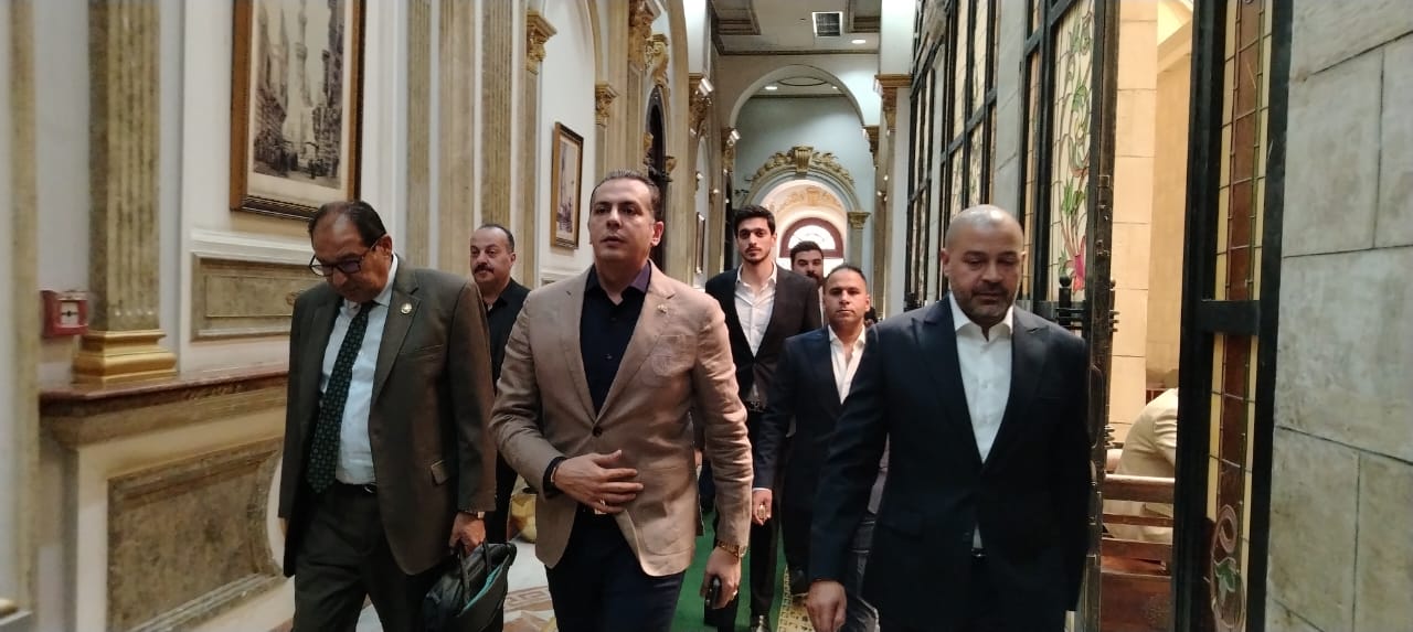 توافد أعضاء مجلس الشيوخ لحضور الجلسة  (3)