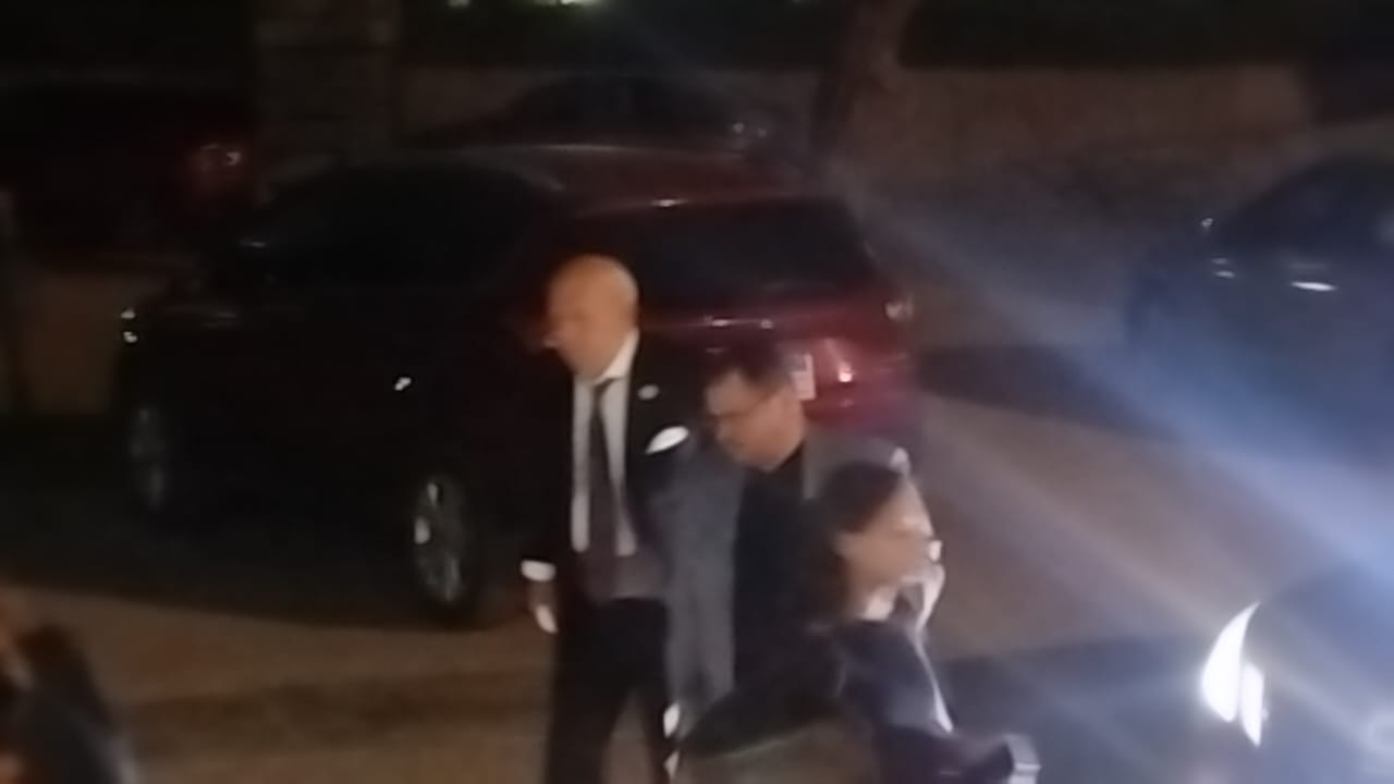 لحظة وصول الموسيقار عمر خيرت إلى الأوبرا (2)